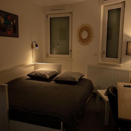 Studio Premium Arrivee Autonome 24S24H Troyes Buitenkant foto