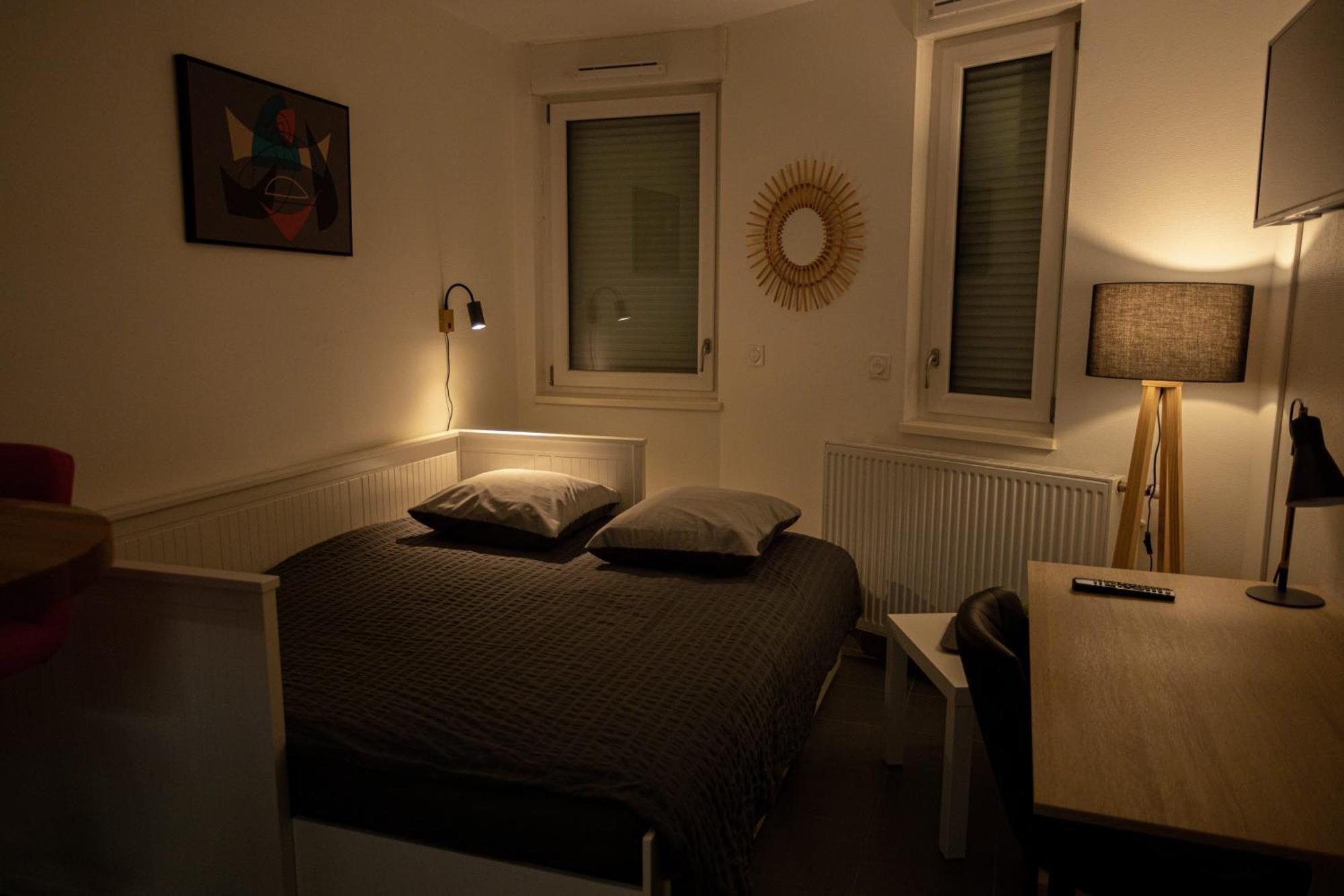 Studio Premium Arrivee Autonome 24S24H Troyes Buitenkant foto