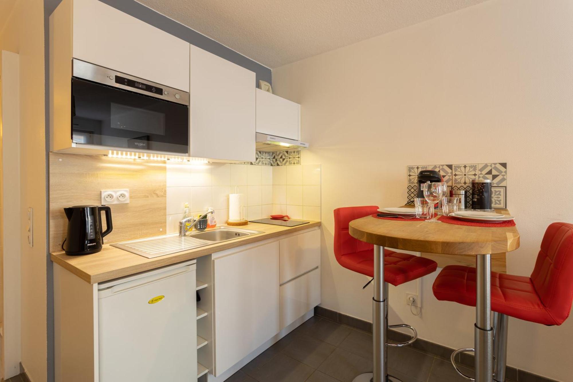 Studio Premium Arrivee Autonome 24S24H Troyes Buitenkant foto
